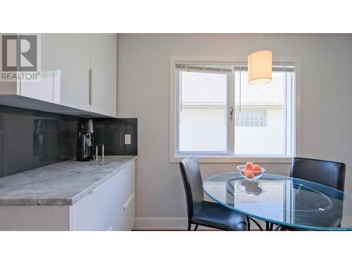 950 Lanfranco Road Unit# 45, Kelowna, BC - Indoor Photo Showing Dining Room