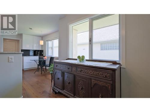 950 Lanfranco Road Unit# 45, Kelowna, BC - Indoor Photo Showing Kitchen