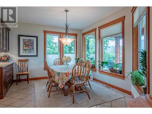 15714 Whiskey Cove Road, Lake Country, BC - Indoor Photo Showing Dining Room