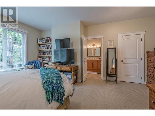 15714 Whiskey Cove Road, Lake Country, BC - Indoor Photo Showing Bedroom