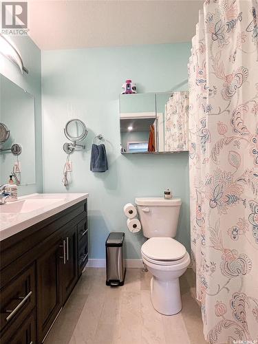 510 2Nd Avenue W, Meadow Lake, SK - Indoor Photo Showing Bathroom