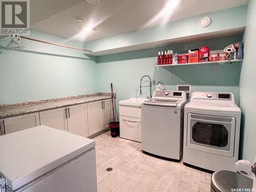 510 2Nd Avenue W, Meadow Lake, SK - Indoor Photo Showing Laundry Room