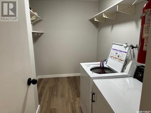 101 1902 Pearson Avenue, North Battleford, SK - Indoor Photo Showing Laundry Room