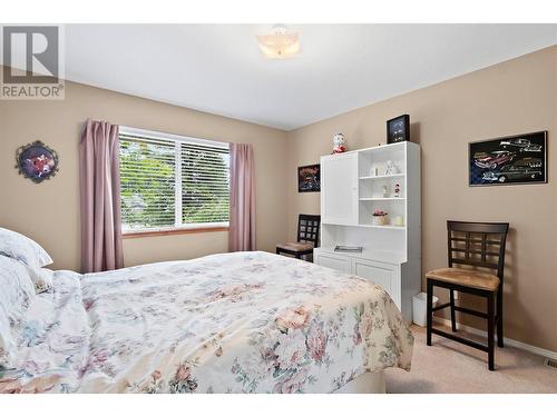 2856 Hilltop Road, Blind Bay, BC - Indoor Photo Showing Bedroom