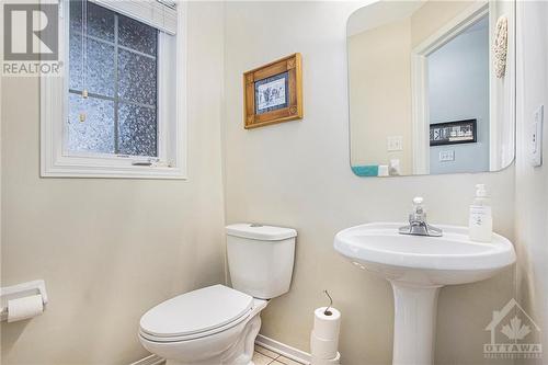 63 Chantilly Gate, Ottawa, ON - Indoor Photo Showing Bathroom