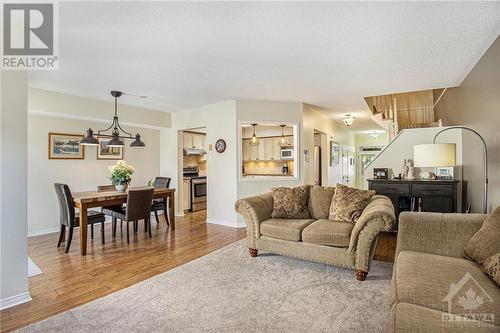 63 Chantilly Gate, Ottawa, ON - Indoor Photo Showing Living Room