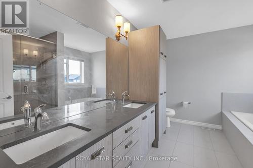 1665 Finley Crescent, London, ON - Indoor Photo Showing Bathroom