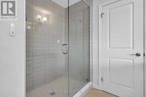 1665 Finley Crescent, London, ON - Indoor Photo Showing Bathroom