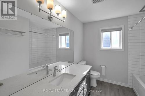 1665 Finley Crescent, London, ON - Indoor Photo Showing Bathroom