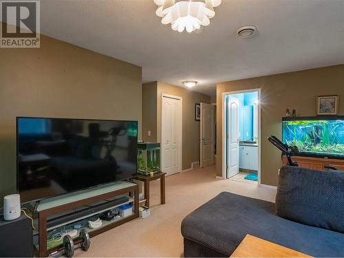 594 Clayton Crescent, Kelowna, BC - Indoor