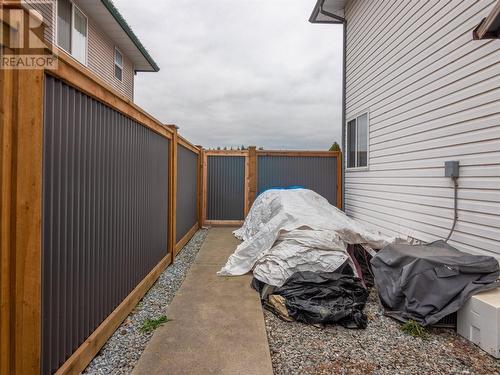 594 Clayton Crescent, Kelowna, BC - Outdoor With Exterior