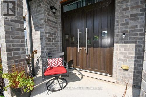 812 Jackpine Way, London, ON - Outdoor