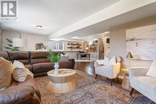 205 Sheffield Street, Southgate, ON - Indoor Photo Showing Living Room