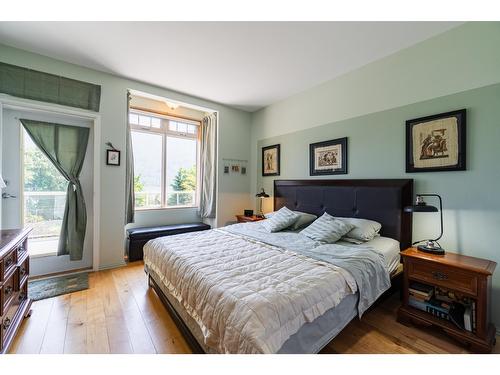 3447 Highway 3A, Nelson, BC - Indoor Photo Showing Bedroom