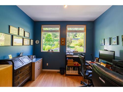 3447 Highway 3A, Nelson, BC - Indoor Photo Showing Office