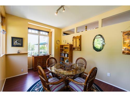 3447 Highway 3A, Nelson, BC - Indoor Photo Showing Dining Room