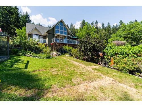 3447 Highway 3A, Nelson, BC - Outdoor With Deck Patio Veranda