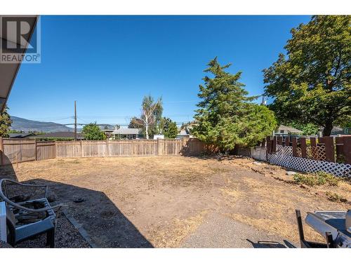 1539 Lawrence Avenue, Penticton, BC - Outdoor