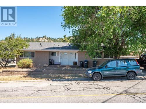 1539 Lawrence Avenue, Penticton, BC - Outdoor