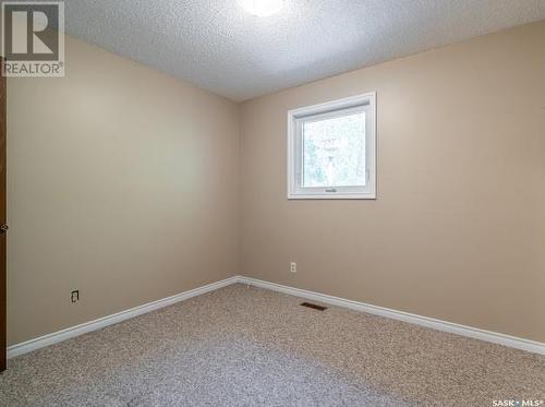 2843 Kutarna Crescent E, Regina, SK - Indoor Photo Showing Other Room