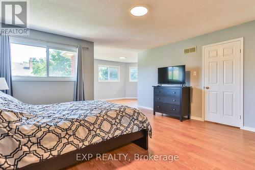 3178 Huxley Drive, Mississauga (Erin Mills), ON - Indoor Photo Showing Bedroom