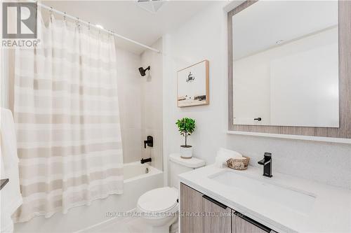 1305 - 36 Zorra Street, Toronto (Islington-City Centre West), ON - Indoor Photo Showing Bathroom