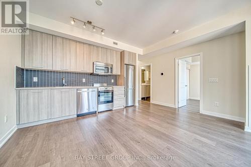 404 - 105 George Street, Toronto (Moss Park), ON - Indoor Photo Showing Kitchen