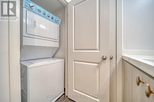 404 - 105 George Street, Toronto (Moss Park), ON - Indoor Photo Showing Laundry Room