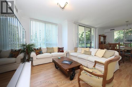 306 - 38 William Carson Crescent, Toronto (St. Andrew-Windfields), ON - Indoor Photo Showing Living Room