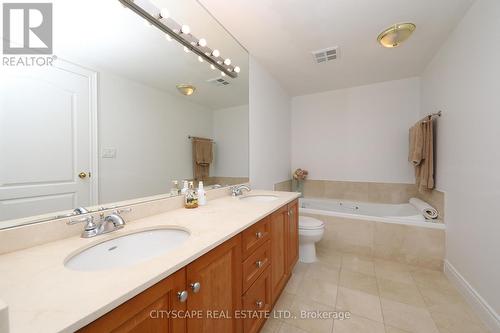 306 - 38 William Carson Crescent, Toronto (St. Andrew-Windfields), ON - Indoor Photo Showing Bathroom