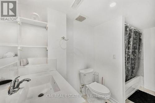 825 Cook Crescent, Shelburne, ON - Indoor Photo Showing Bathroom