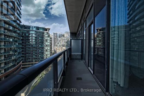 806 - 135 East Liberty Street, Toronto (Niagara), ON - Outdoor With View