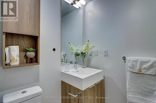 N568 - 35 Rolling Mill Road, Toronto (Waterfront Communities), ON - Indoor Photo Showing Bathroom