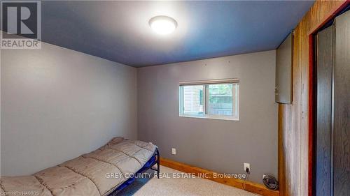 87 Sussex Square, Georgian Bluffs, ON - Indoor Photo Showing Bedroom