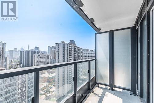 1720 - 585 Bloor Street E, Toronto (North St. James Town), ON - Outdoor With View With Exterior