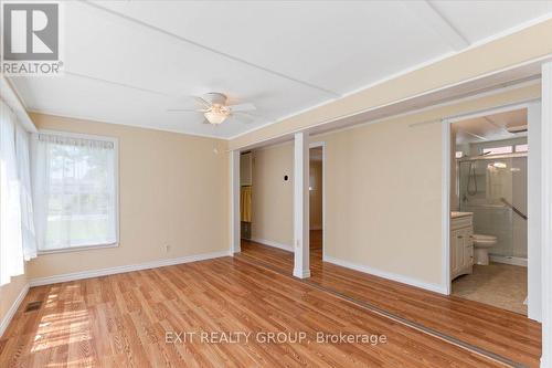 40 Linden Boulevard, Quinte West, ON - Indoor Photo Showing Other Room