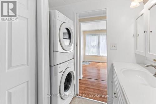 40 Linden Boulevard, Quinte West, ON - Indoor Photo Showing Laundry Room