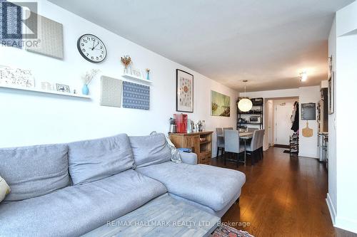 1512 - 320 Richmond Street E, Toronto (Moss Park), ON - Indoor Photo Showing Living Room