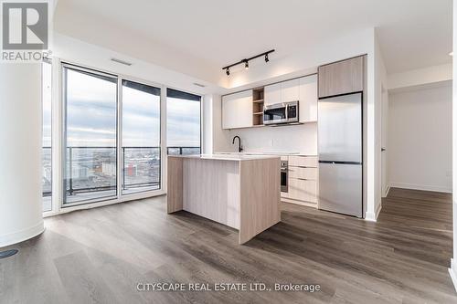 2009 - 36 Zorra Street, Toronto (Islington-City Centre West), ON - Indoor Photo Showing Kitchen