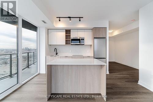 2009 - 36 Zorra Street, Toronto (Islington-City Centre West), ON - Indoor Photo Showing Kitchen