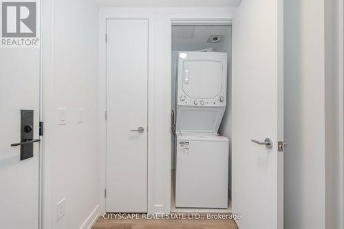 818 - 1 Jarvis Street, Hamilton (Beasley), ON - Indoor Photo Showing Laundry Room