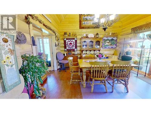 13711 283 Road, Fort St. John, BC - Indoor Photo Showing Dining Room