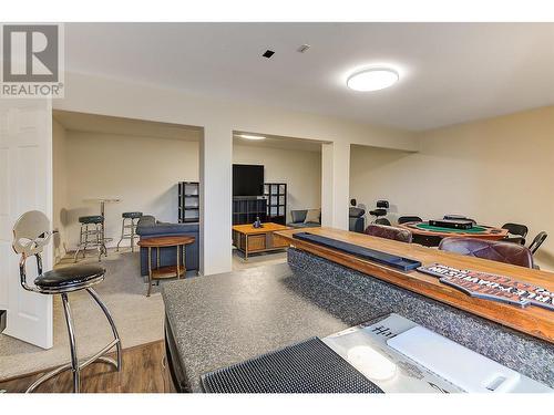 1007 Aurora Heights, West Kelowna, BC - Indoor Photo Showing Other Room