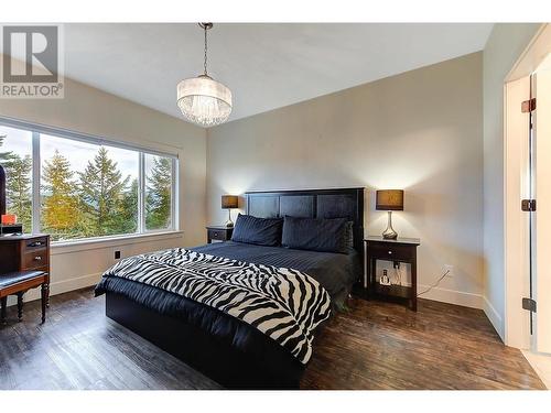 1007 Aurora Heights, West Kelowna, BC - Indoor Photo Showing Bedroom