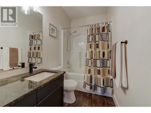 1007 Aurora Heights, West Kelowna, BC - Indoor Photo Showing Bathroom