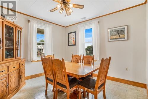 126 Mill Street, Prescott And Russell, ON - Indoor Photo Showing Dining Room