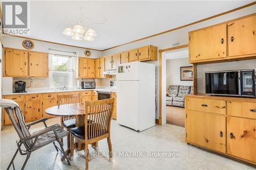 126 Mill Street, Champlain, ON - Indoor Photo Showing Dining Room