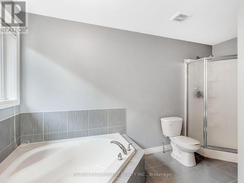 28 Garinger Crescent, Hamilton (Binbrook), ON - Indoor Photo Showing Bathroom