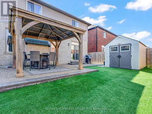 28 Garinger Crescent, Hamilton (Binbrook), ON - Outdoor