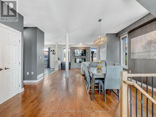 28 Garinger Crescent, Hamilton (Binbrook), ON - Indoor Photo Showing Dining Room